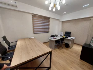 Фото 2 Коммерция в Между улицами: Шота Руставели и Нукус